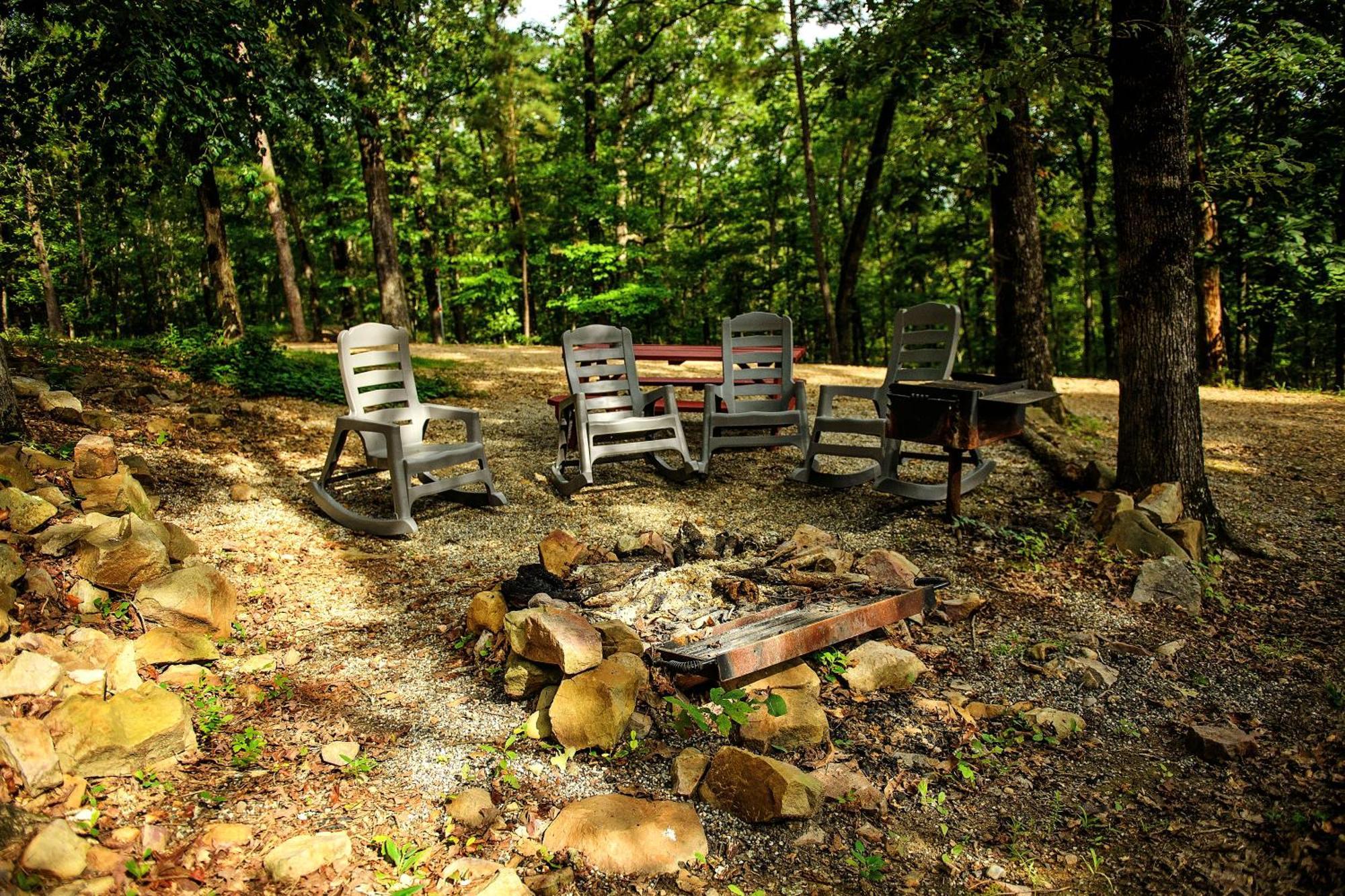 The Codex - Parker Creek Bend Cabins เมอร์ฟรีสโบโร ภายนอก รูปภาพ